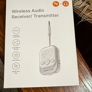 Bluetooth 5.4 wireless audio Transmitter& Receiver, 2-in-1 for TV/PC/Airplane,